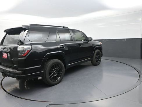 Used 2020 Toyota 4Runner Nightshade AWD/4WD image 30