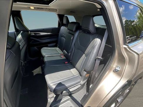 Certified 2023 INFINITI QX60 Luxe w/ Cargo Package AWD/4WD image 21