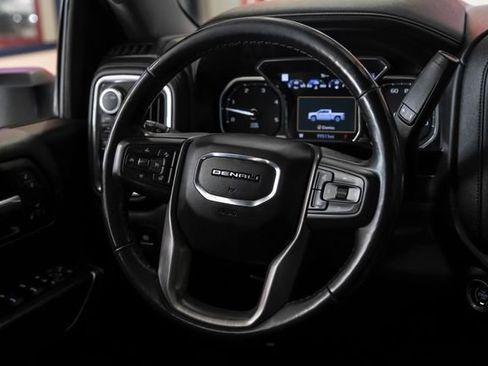 Used 2022 GMC Sierra 3500 Denali w/ Denali Ultimate Package AWD/4WD image 18