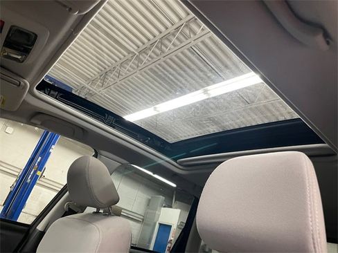 Used 2018 Subaru Forester 2.5i Premium image 16