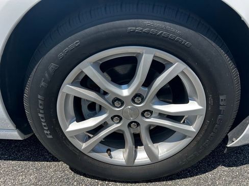 Used 2015 Chevrolet Camaro LS RWD image 16