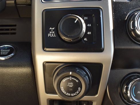 Used 2019 Ford F150 Lariat image 18