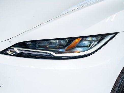 Used 2025 Tesla Model 3 Long Range image 13