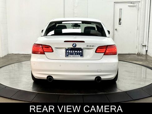 Used 2011 BMW 335i Convertible RWD image 7