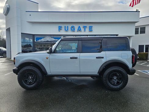 New 2026 Ford Bronco Badlands AWD/4WD image 1