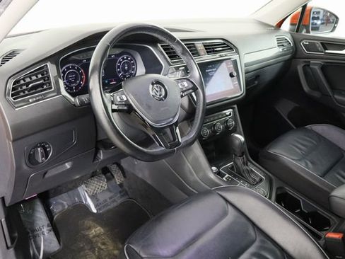 Used 2019 Volkswagen Tiguan SEL Premium image 28
