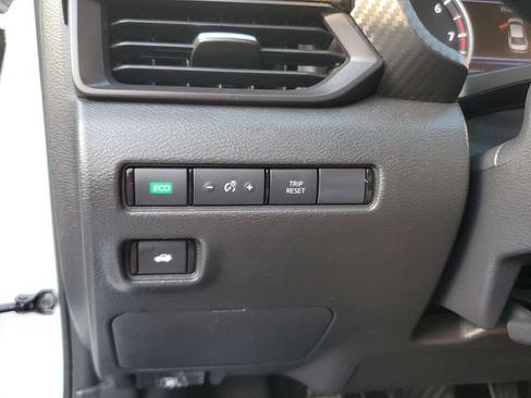 Used 2021 Nissan Sentra S FWD image 28
