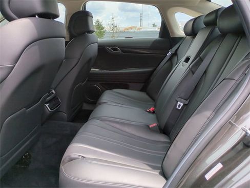 Certified 2025 Genesis G80 2.5T image 12