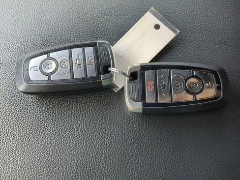 Certified 2022 Ford F150 XLT w/ Equipment Group 302A High image 27