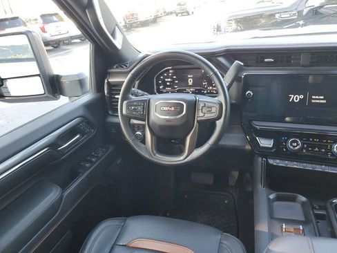 Used 2024 GMC Sierra 2500 AT4 w/ AT4 Premium Plus Package image 13