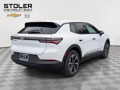 New 2026 Chevrolet Equinox EV LT image 3