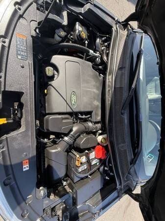 Used 2015 Ford Explorer XLT w/ Equipment Group 202A FWD image 5