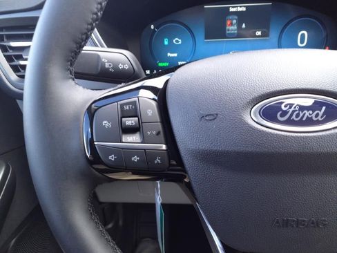 New 2024 Ford Escape SE w/ PHEV Premium Package image 21