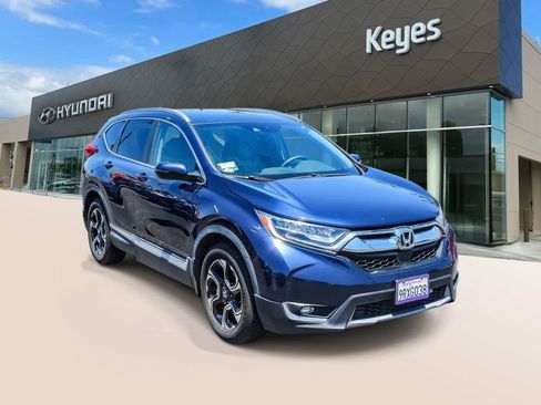 Used 2017 Honda CR-V Touring image 2