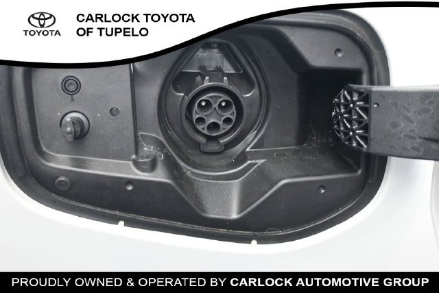 Used 2026 Toyota Prius Plug-In Hybrid FWD image 14