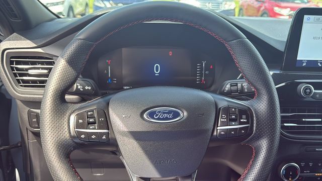 Used 2024 Ford Escape ST-Line AWD/4WD image 15