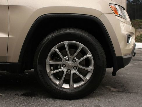 Used 2015 Jeep Grand Cherokee Limited image 4