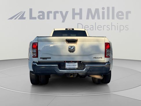 Used 2023 RAM 3500 Big Horn w/ Level 1 Equipment Group AWD/4WD image 4
