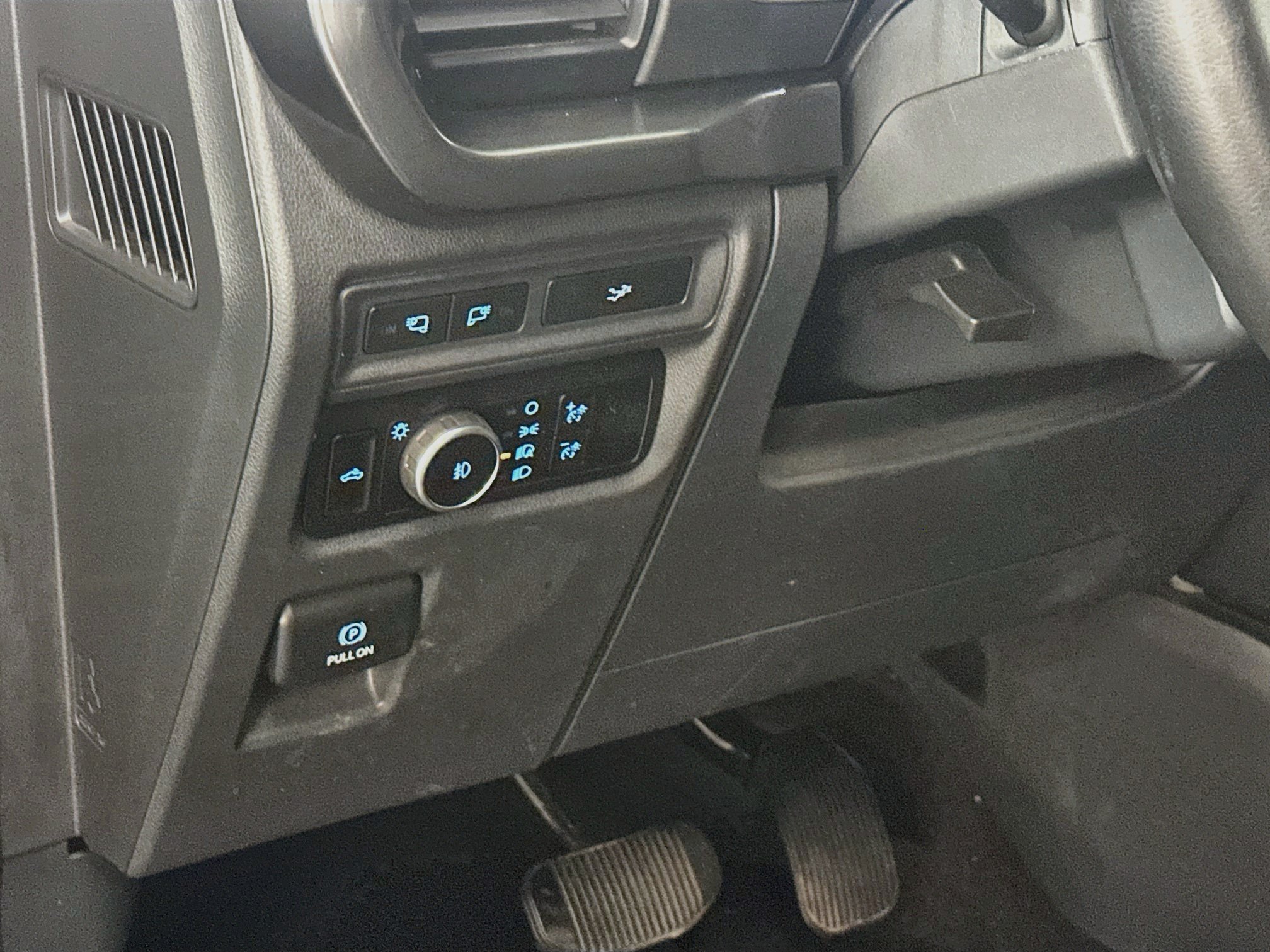 Used 2023 Ford F150 XLT w/ Equipment Group 302A High AWD/4WD image 17