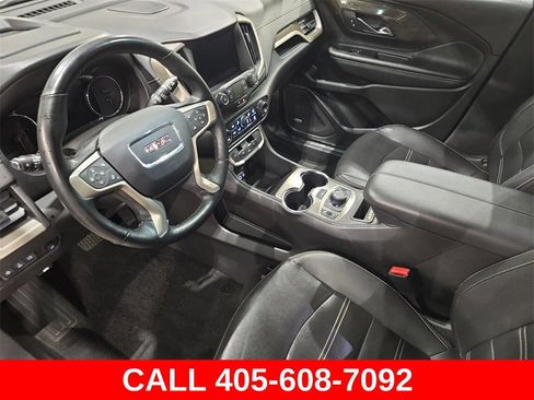Used 2024 GMC Terrain Denali AWD/4WD image 16