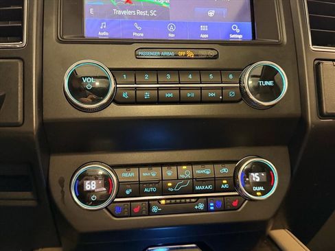 Used 2021 Ford Expedition Limited image 20