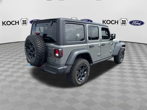 Used 2023 Jeep Wrangler Unlimited w/ Cold Weather Group AWD/4WD image 8