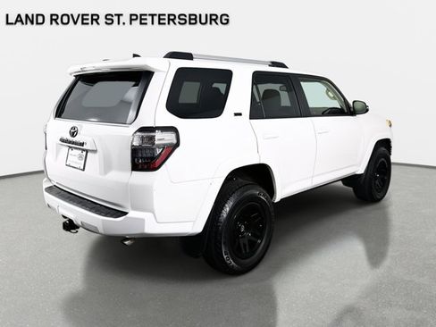 Used 2019 Toyota 4Runner SR5 Premium image 5