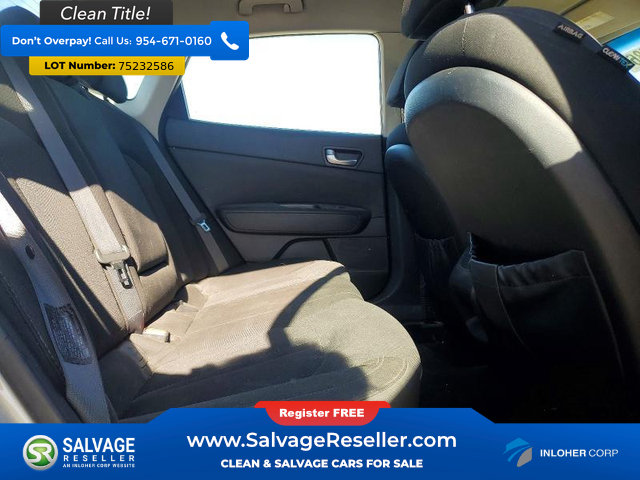 Used 2018 Kia Optima LX FWD image 13
