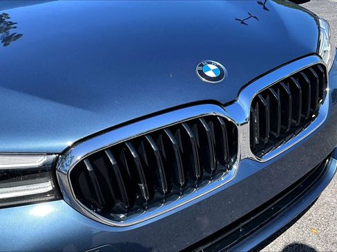 Certified 2023 BMW 530i w/ Premium Package image 29