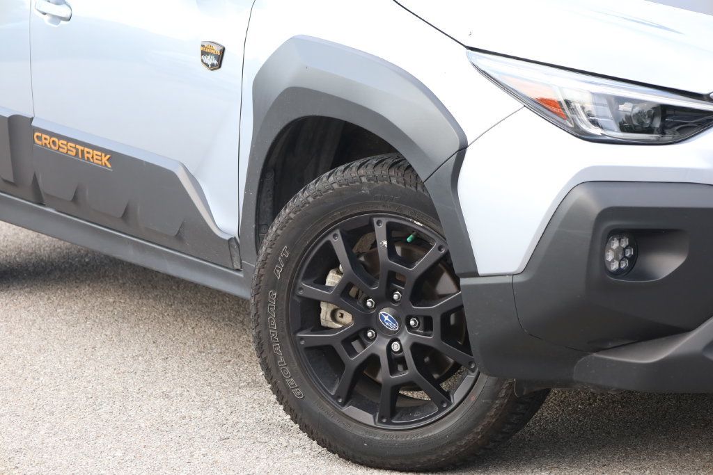Used 2024 Subaru Crosstrek 2.5i Wilderness w/ Crosstrek Mirror Package AWD/4WD image 3