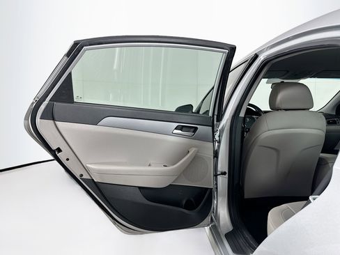 Used 2018 Hyundai Sonata SE image 25