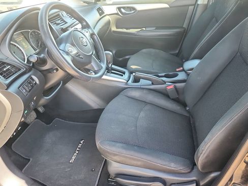Used 2019 Nissan Sentra S FWD image 7