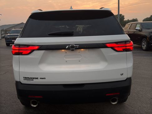Used 2022 Chevrolet Traverse LT w/ Midnight/Sport Edition AWD/4WD image 7