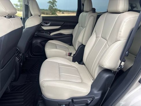 Used 2019 Subaru Ascent Limited AWD/4WD image 12