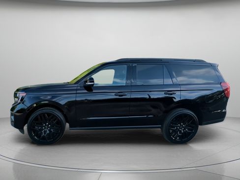 New 2026 Ford Expedition Platinum image 16