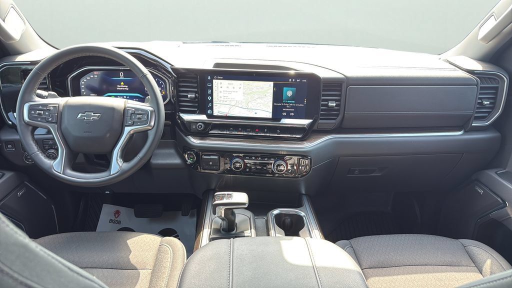 Used 2026 Chevrolet Silverado 1500 LT Trail Boss w/ Convenience Package II AWD/4WD image 25