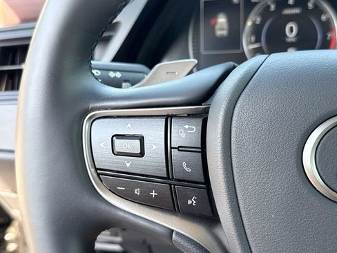 Used 2025 Lexus ES 350 w/ Premium Package FWD image 26