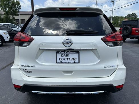 Used 2017 Nissan Rogue SV AWD/4WD image 15