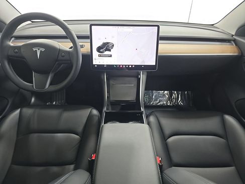 Used 2019 Tesla Model 3 RWD image 13