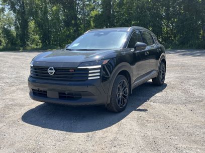 New 2025 Nissan Kicks SR