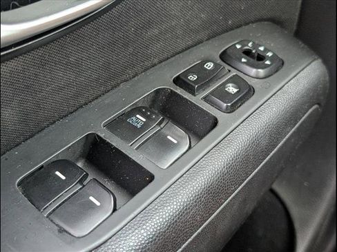 Used 2015 Kia Soul image 12