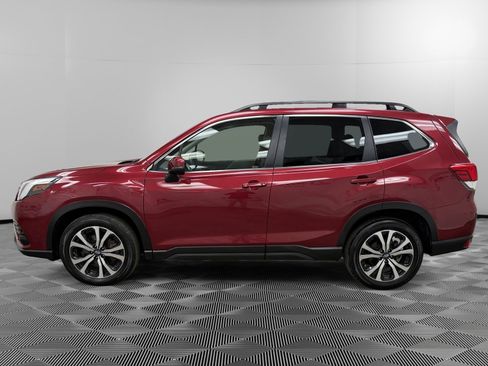 Used 2023 Subaru Forester Limited image 2