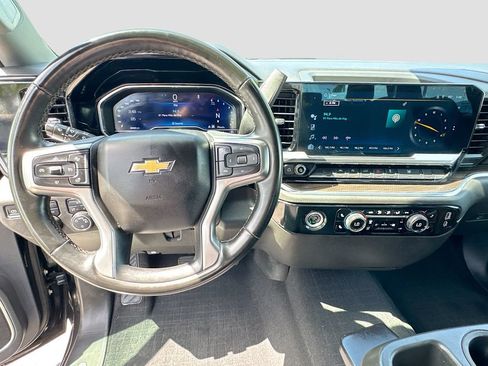 Used 2023 Chevrolet Silverado 1500 LT w/ Protection Package AWD/4WD image 12