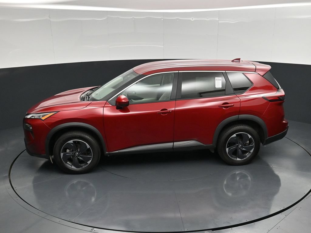 Used 2025 Nissan Rogue SV AWD/4WD image 49