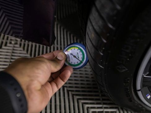 Used 2023 BMW Z4 M40i w/ Premium Package image 42