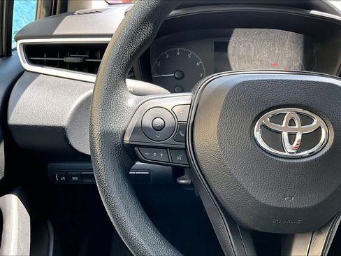 Used 2024 Toyota Corolla LE FWD image 24