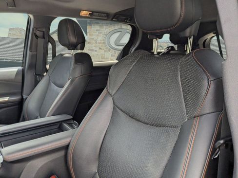 Used 2024 Toyota Sienna XSE w/ XSE Premium Package AWD/4WD image 7