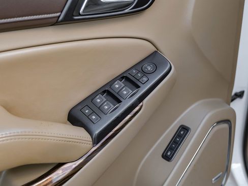 Used 2018 GMC Yukon SLT w/ Open Road Package image 40