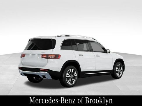 Certified 2026 Mercedes-Benz GLB 250 4MATIC image 23