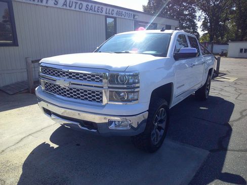Used 2015 Chevrolet Silverado 1500 LTZ Z71 w/ LTZ Plus Package image 4